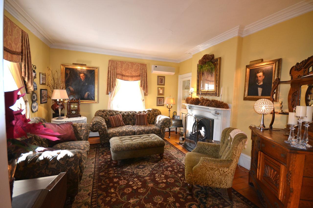 Briarwood Bed & Breakfast Elmsdale Екстериор снимка