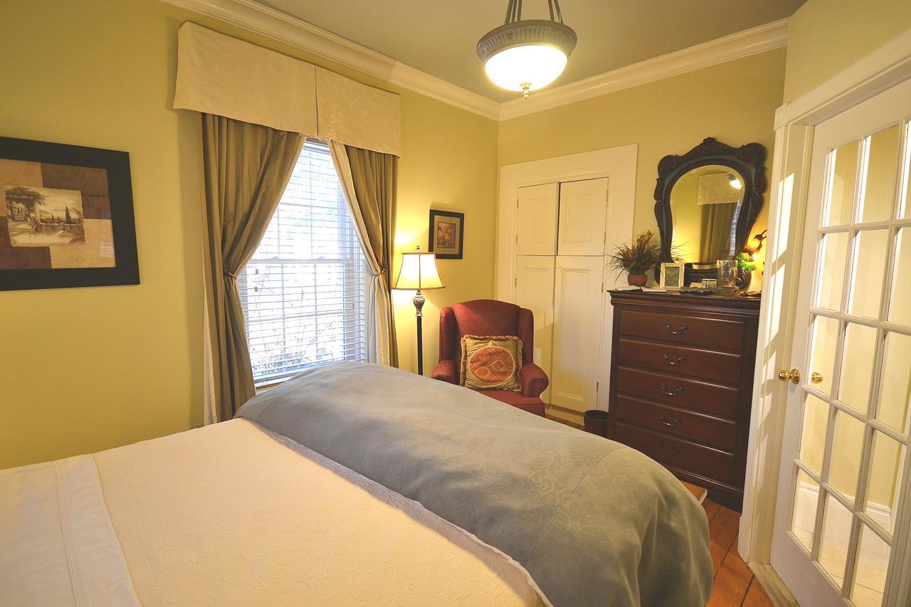 Briarwood Bed & Breakfast Elmsdale Стая снимка