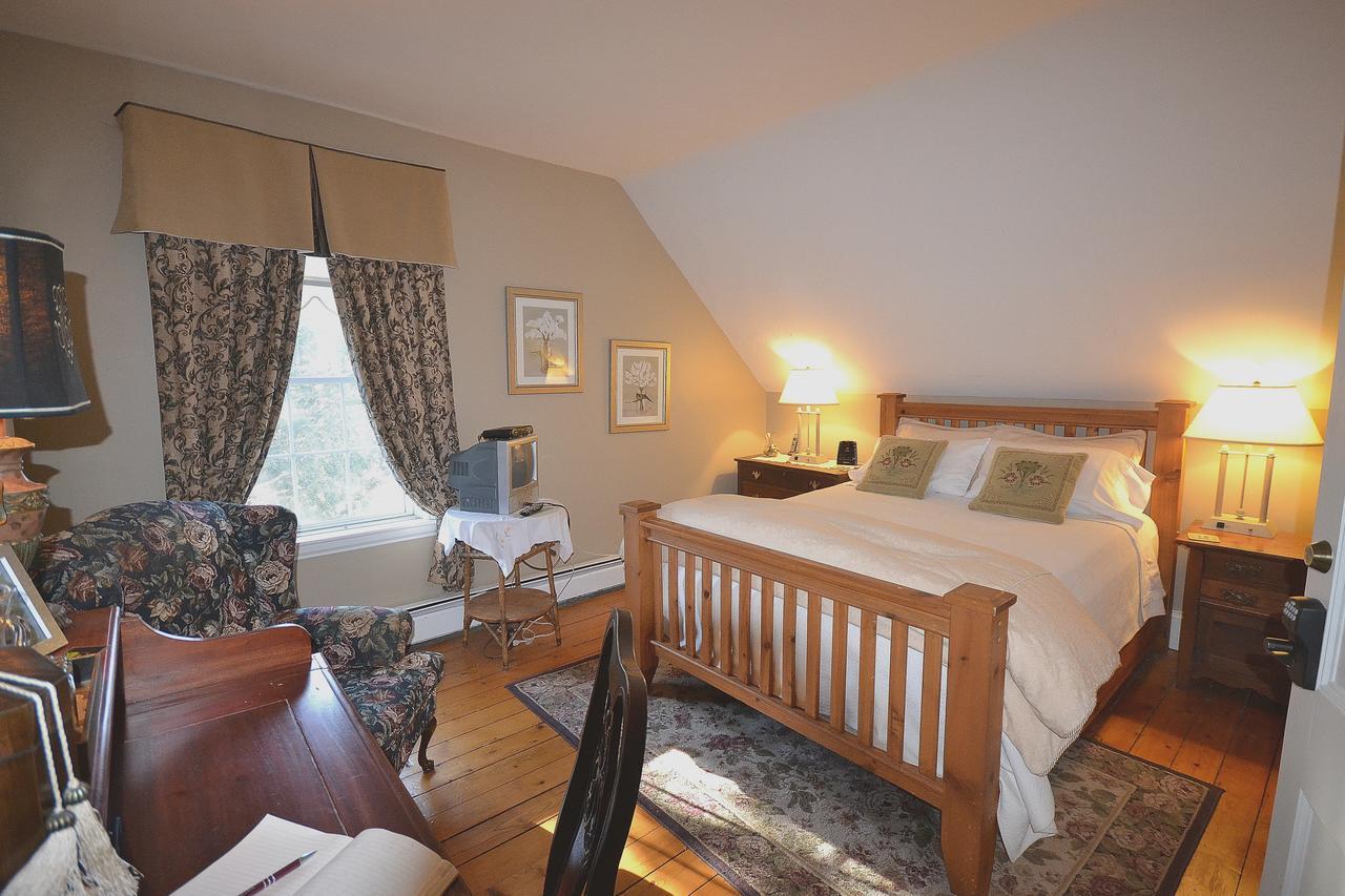 Briarwood Bed & Breakfast Elmsdale Стая снимка